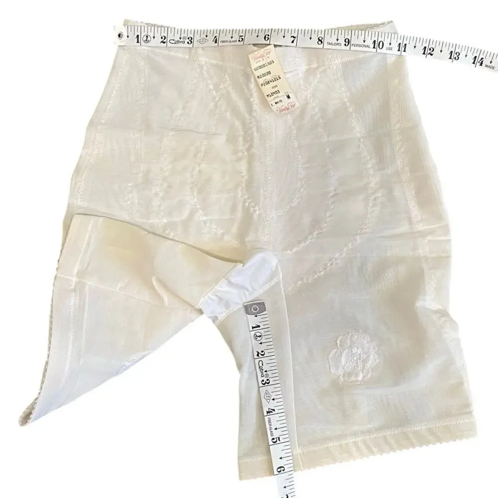 Vintage Vanity Fair Tulips Girdle NOS Long Leg Panty Size M USA - Picture 9 of 12